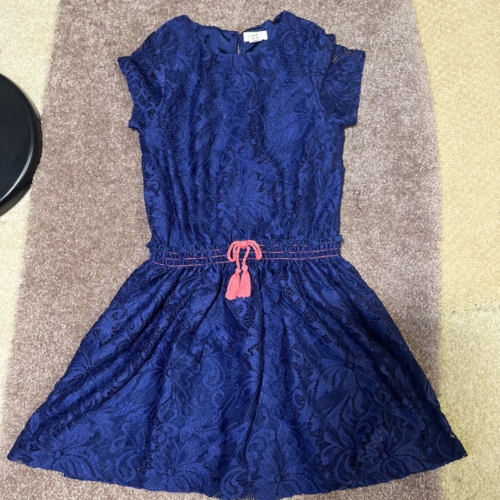 Peek Lace Dress 8